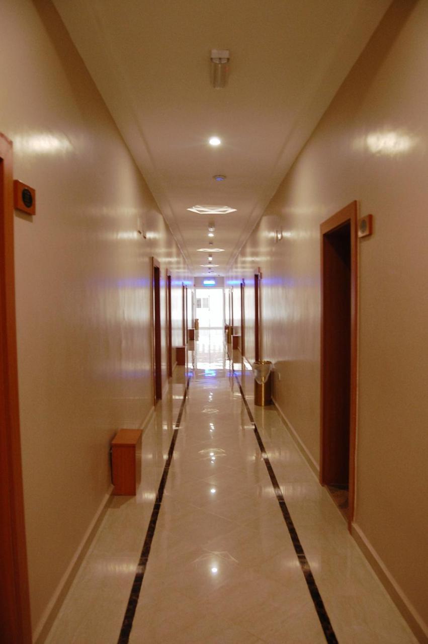 R & K Guest Palace Hotel Kano Eksteriør billede